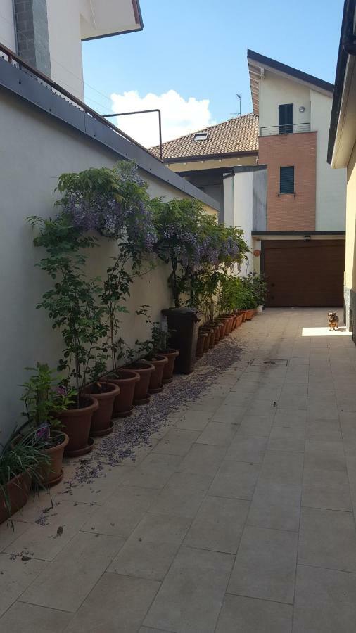 Monteceneri 9 B&B Rho Exterior photo